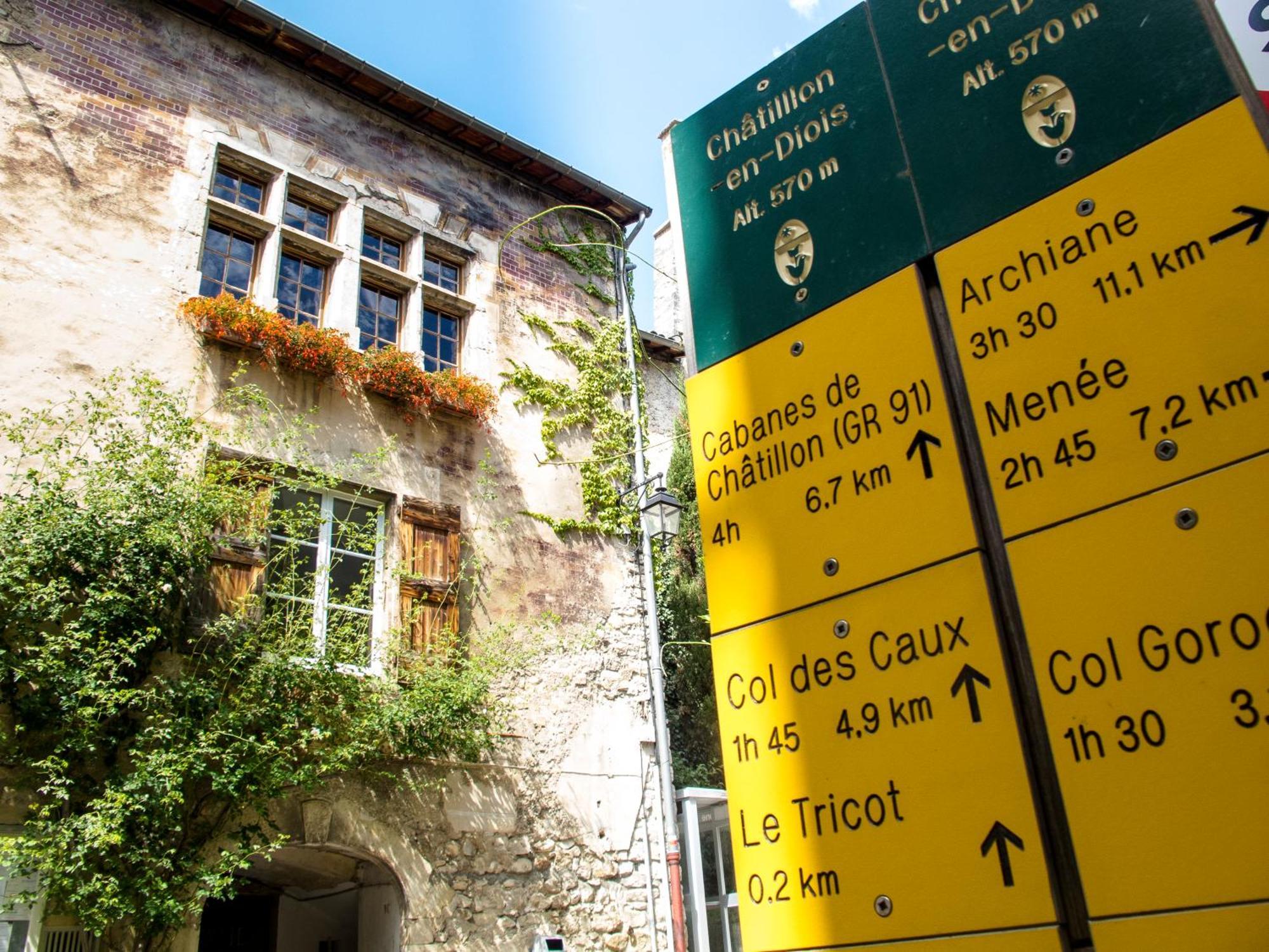 Le Dauphine Hotel Châtillon-en-Diois Exterior foto
