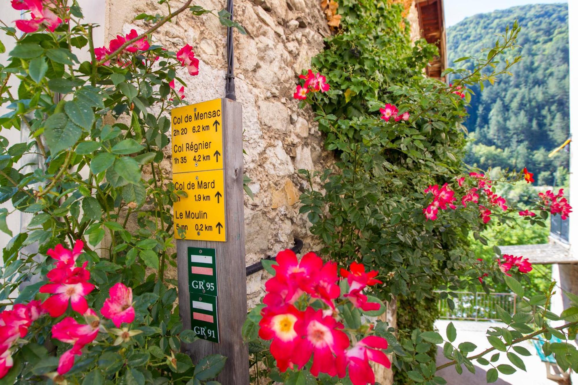Le Dauphine Hotel Châtillon-en-Diois Exterior foto